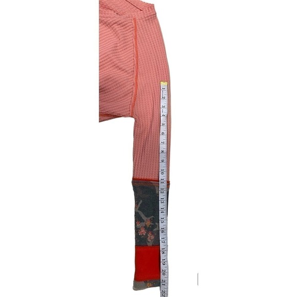 We the free loving leopard waffle knit pullover oversized coral pink floral - Picture 9 of 9